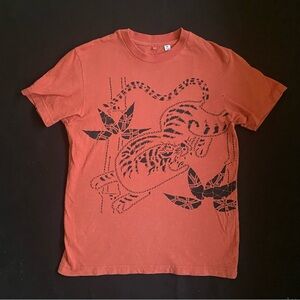 Uniqlo Short Sleeve Tiger Graphic Tee